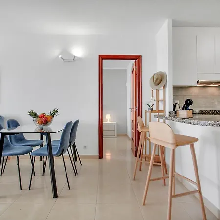 Apartamento Wonderful View, Huge Terrace Solarium, Private Parking Costa Adeje (Tenerife)