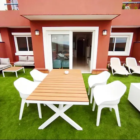 Wonderful View, Huge Terrace Solarium, Private Parking
