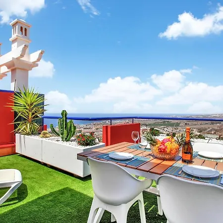Wonderful View, Huge Terrace Solarium, Private Parking Apartamento Costa Adeje (Tenerife)