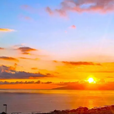 Wonderful View, Huge Terrace Solarium, Private Parking Costa Adeje (Tenerife)